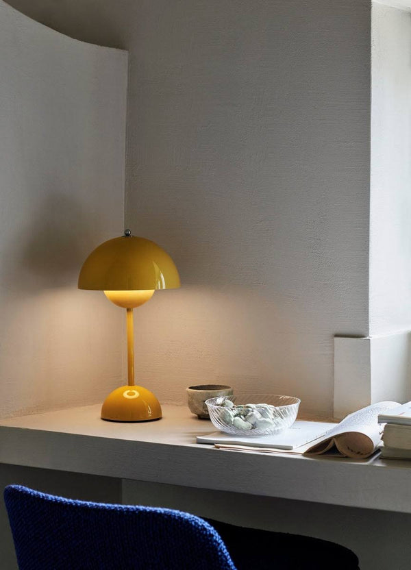 &Tradition - Flowerpot VP9 Portable Table Lamp Mustard